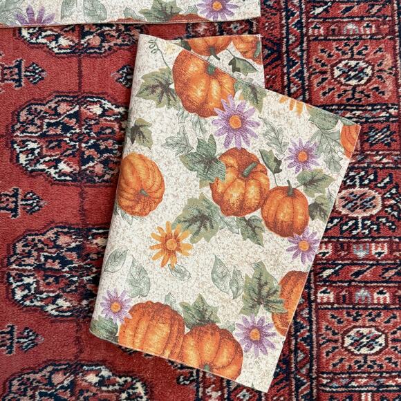 Set of 2 Fall Themed Rectangular Placemats w Pumpkins Smooth Weave Reversible - Picture 4 of 6